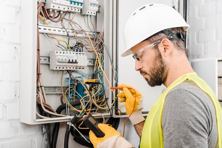 electrical contractors in Pigeon Forge, TN